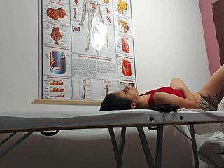 Doctor fingers patient's asshole then pounds her wet?