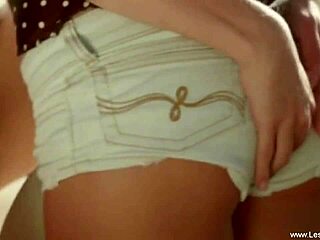 Calista rims and licks Sherry's sweet pussy till she squirms