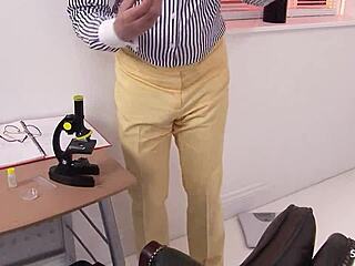 Jasmine Black Tricked FFM Threesome Hospital Fuck