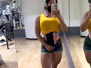 she rocks her sexy gym outfit with juicy colombian ass