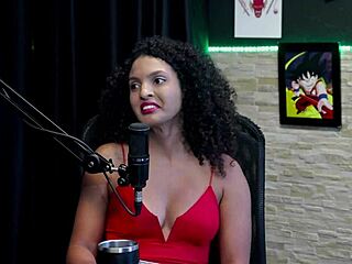 Wanna swing at pimentinhas house like Mia Luz? Record your bisexual orgy on sheer red for brasileiras!