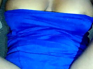 Sexy African pussy gets fucked hard and she explodes in orgasm!