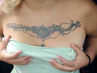 Flashing Panties And Tits On Highway In Car