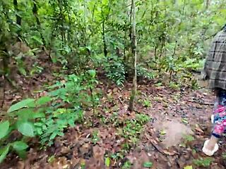 Amateur Thai Villagers Fuck Hard in Forest Public 4K