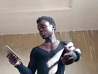 Kwameoppong65 heats up the day dancing with big cock vibes