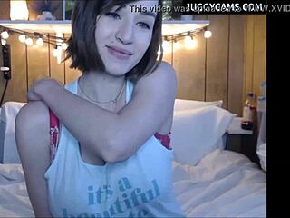 Whoa, Check Out This BIG TITS Webcam Girl Bouncing Wild!