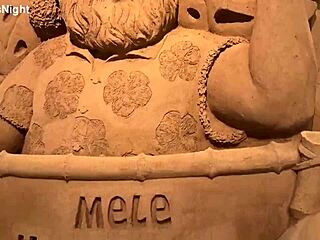 With Few Gentlemen Callers Kal and I Strolled Waikiki Streets Admiring Christmas Decorations