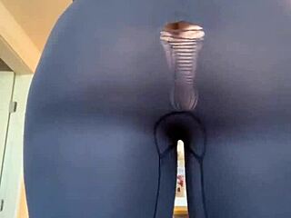 hey watch this pawg stretch her big ass ripping those pants wide