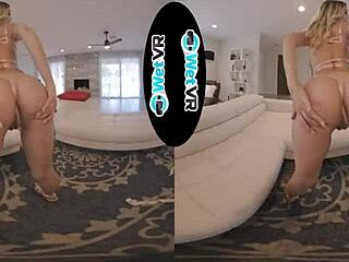 Dude chats up vr girl with tight wet pussy for pounding