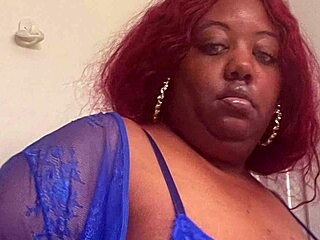 happy holidays guys! i pause organizing to clap fat ebony ass and tits.