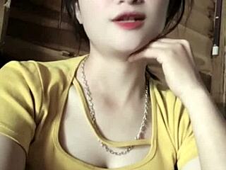 Hey this vietnamese girl from music videos looks so sexy right