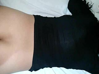 ¡FOLLO EL CULO DE MI HERMANASTRA HACIÉNDOLA CREER QUE SOY SU NOVIO!