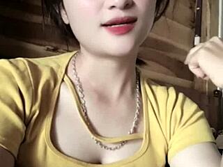 Hey this vietnamese girl from music videos looks so sexy right