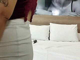 wanna see this curvy milf deepthroat and creampie in motel? wet orgasms and kisses backstage!