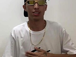 Caught her showering, dove straight into that brazilian pussy!