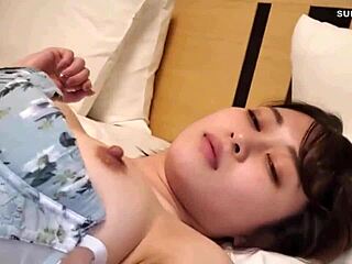 美術部の美女がjapanese amateur babeのjav seduction unfolds