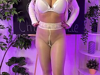 wanna feel these nylon pantyhose on big ass milf teacher dancing in club?