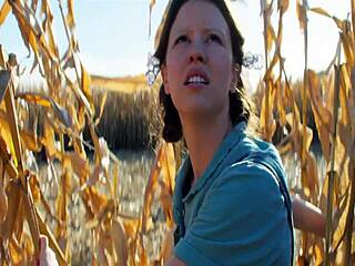 Pearl rides espantalho's thick cock hard?