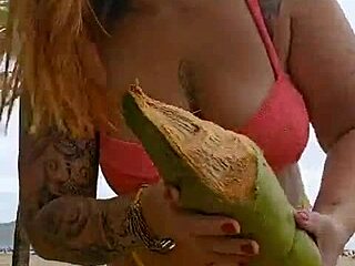 beach exhibitionist flashes huge shaved pussy begging for attention