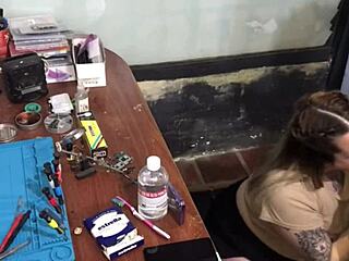 blonde latina slut blows tech dick no cash payment