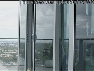 porsha carrera sucks cock while sara jay kisses her in lesbian toy play