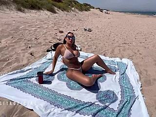 big-assed paisita beach wank fantasy come true?