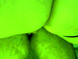 Curvy russian pegs fat guy cumkiss