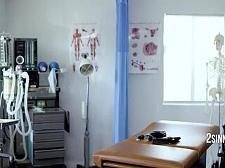 Nurse Devours Doctor's Balls in Steamy Hospital Fuck 2Sinners