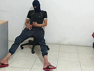 stepsis shakes ass till i jerk my cock hard