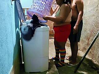 Amador Padrasto Pounds Enteada's Big Ass in Yard Cums Twice Mouth