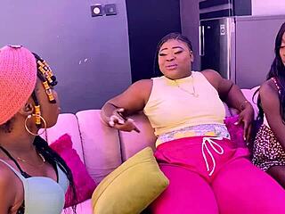 nigerian lesbian neighbors dive wet shaved muffs with toys