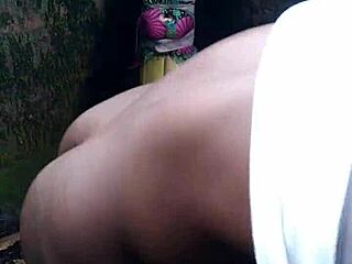 Sexy Forest Cumshot On Young Ass