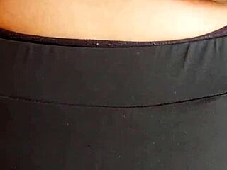 madura latina flashing her huge natural tits... mi mujer tetona!