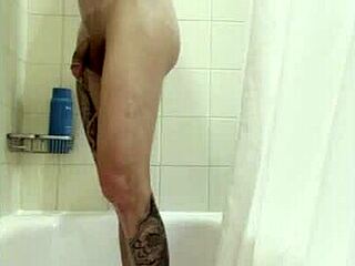 that steamy bath grope leads right into her hot handjob right?