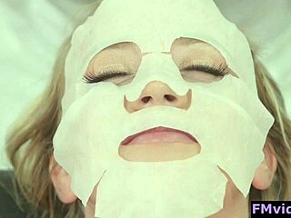 Hot Blonde Bailey Brooke Cum Facial