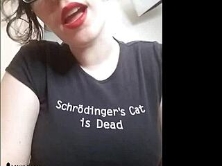 Be my anal slut for mistress's nonnude sexting session