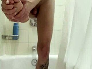 that steamy bath grope leads right into her hot handjob right?