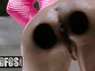 oliver flynn lily adams scavenger hunt patrol