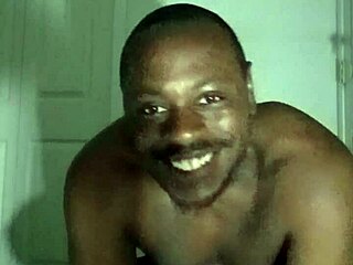 who wants my free private jeans workout routine?