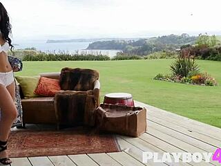 Big Tits Latina Exposes Body In Sexy Lingerie