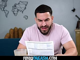 Stepmom Ashley Alexander Madison Blaze Sucks Peter Green After Massage Inheritance