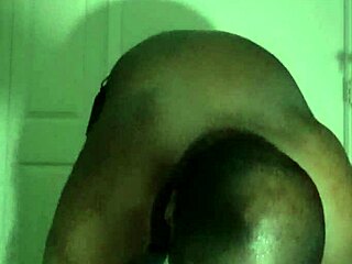 blogging my jeans workout routine privately for free trial