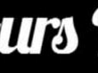 Holy Fuck! Bella Strips Naked with Hot Older MILF Sammy!