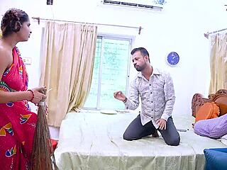 kamwali bhabhi fucked hard by two malkins alone full movie 😏🔥