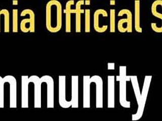 all natural big tits lesbians alix lovell lick clits?