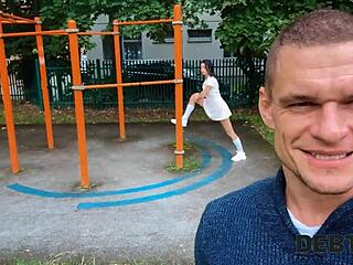 czech babe pays debt with close-up cumshot pussy fuck