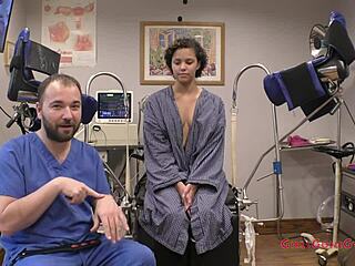 do rebel wyatt's pierced nipples and shaved pussy care