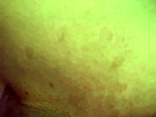 Juicy puffy pussy lips vibrate to wet solo orgasm closeup