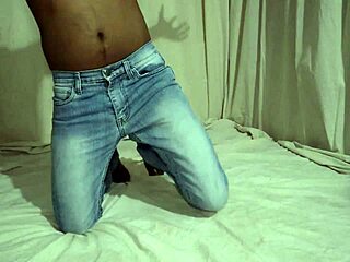 desi milf sneaks sexy homemade fuck with boyfriend's big cock