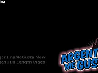 Skinny babe round jiggle butt big natural tits puffy cameltoe